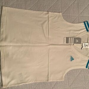 Adidas top